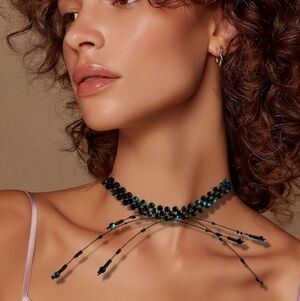 Avant garde black a/b beaded choker necklace 🆕